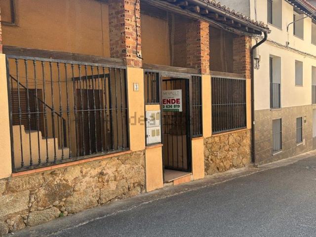 Casa en venta en Madrigal de la Vera