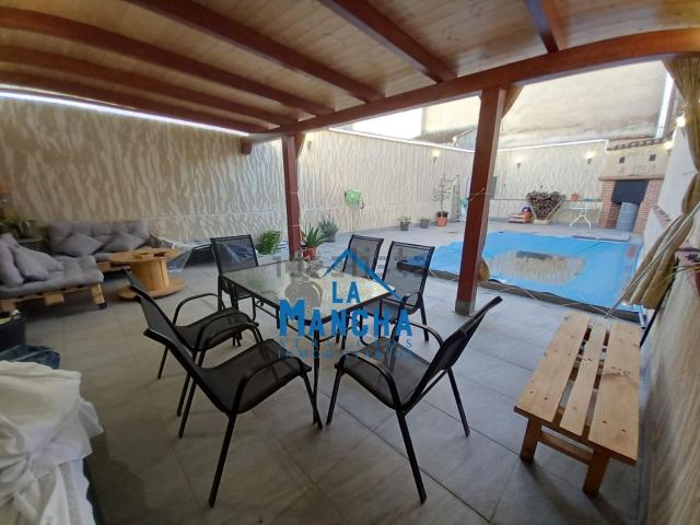 Casa en venta en Madrigueras, Albacete