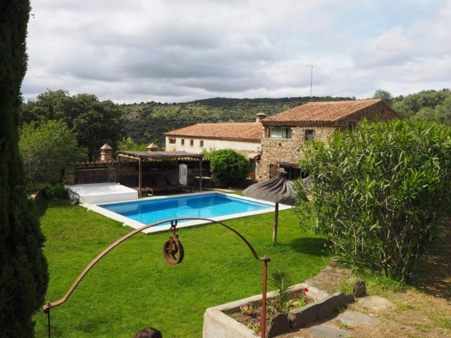 Casa en venta en Madroñera, Extremadura
