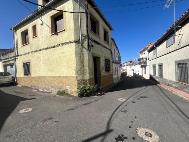 Casa en venta en Madroñera