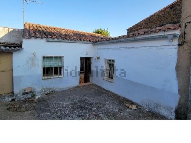 Casa en venta en Madroñera, Extremadura