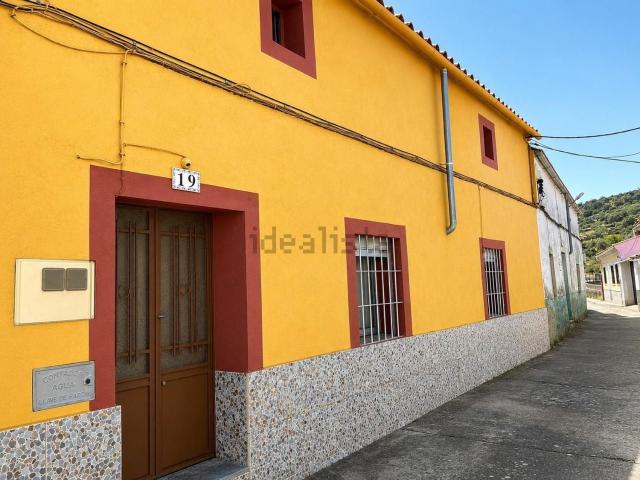 Casa en venta en Madroñera, Extremadura