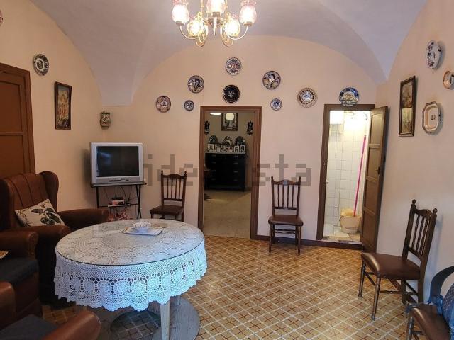 Casa en venta en Madroñera, Extremadura
