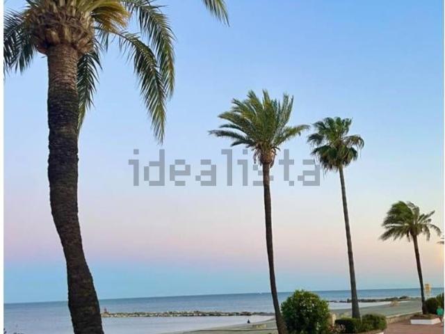 Casa en venta en Castillo de la Duquesa, Costa del Sol Occidental