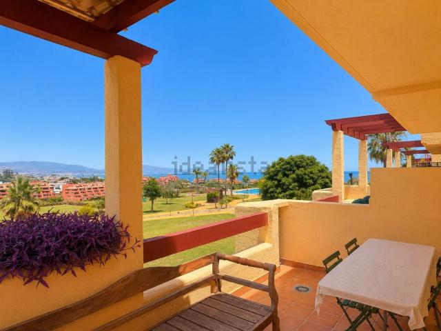 Casa en venta en Castillo de la Duquesa, Costa del Sol Occidental