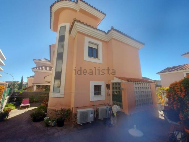 Casa en venta en San Luis de Sabinillas, Costa del Sol Occidental