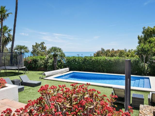 Casa en venta en La Paloma de Manilva, Manilva