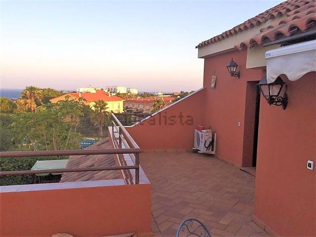 Casa en venta en Castillo de la Duquesa, Costa del Sol Occidental