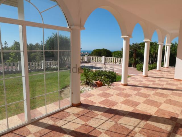 Casa en venta en Castillo de la Duquesa, Manilva