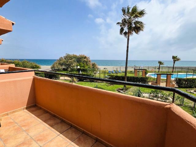 Casa en venta en Castillo de la Duquesa, Costa del Sol Occidental