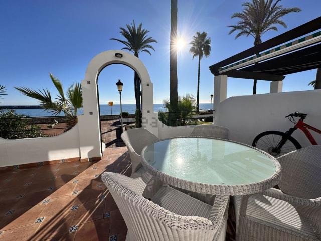 Casa en venta en Castillo de la Duquesa, Costa del Sol Occidental
