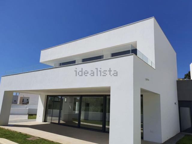 Casa en venta en Castillo de la Duquesa, Costa del Sol Occidental
