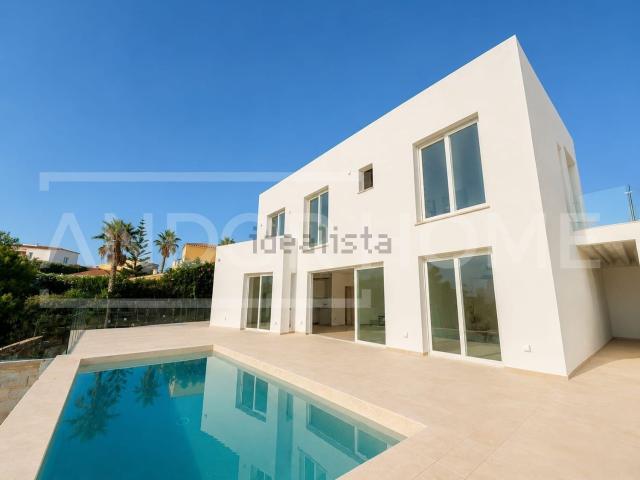 Casa en venta en Cala Llonga, Menorca