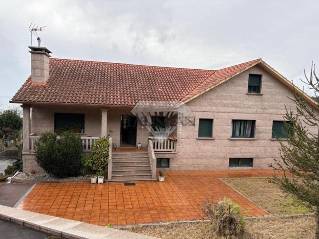 Casa en venta en Ardán, O Morrazo