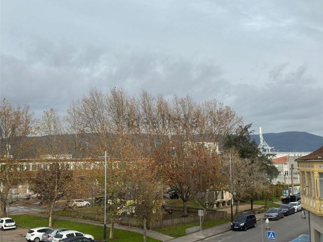 Casa en venta en Lourizán, Deza