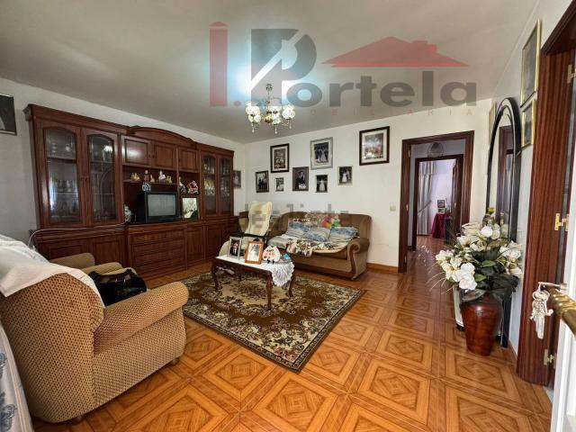 Casa en venta en Ardán, O Morrazo