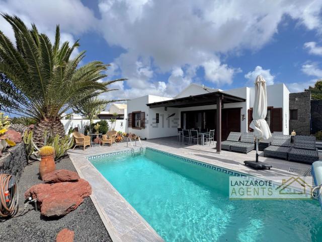 Casa en venta en Playa Blanca, Yaiza