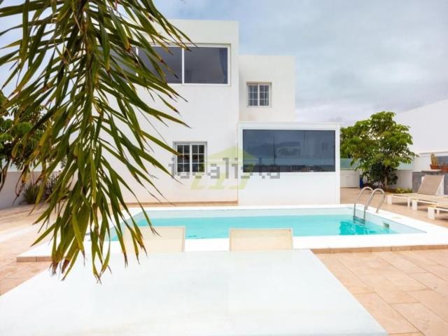 Casa en venta en Playa Blanca, Yaiza