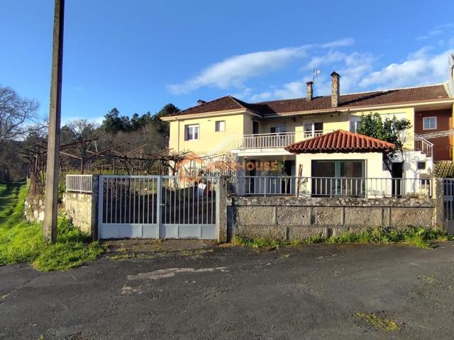 Casa en venta en O Carballiño, Galicia