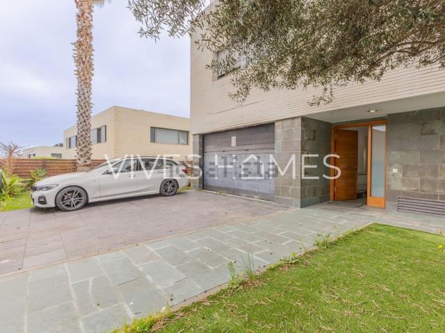 Casa en venta en Rocafonda, Maresme