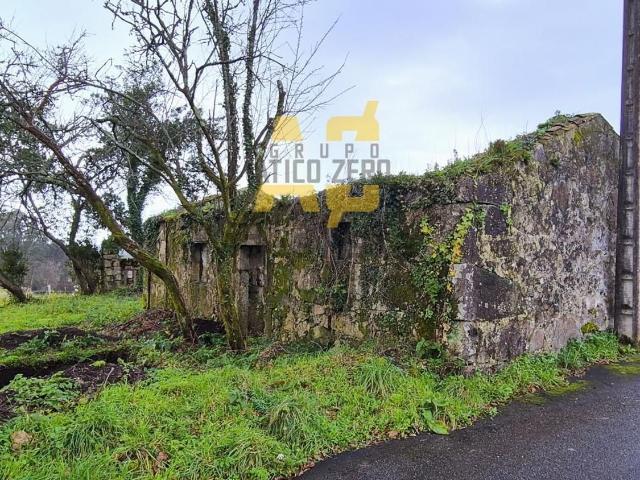 Casa en venta en Dena, O Salnés