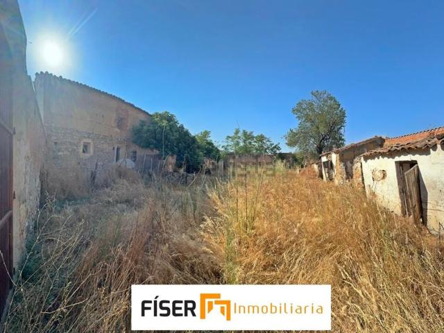 Casa en venta en Medina de las Torres