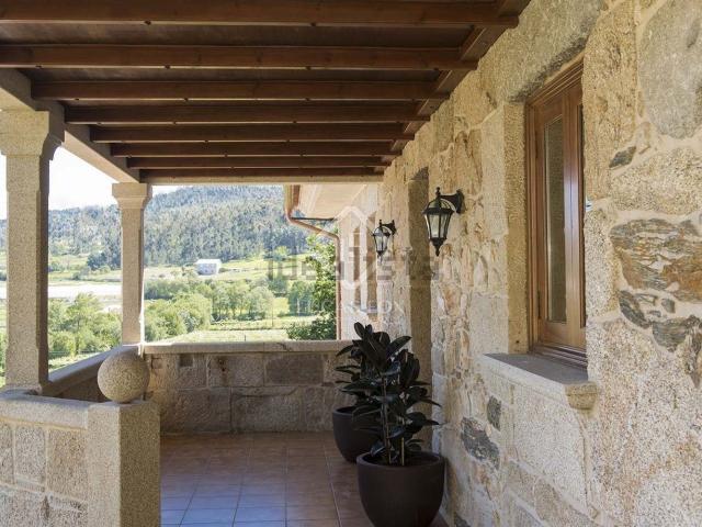 Casa en venta en Meis, As Quintáns