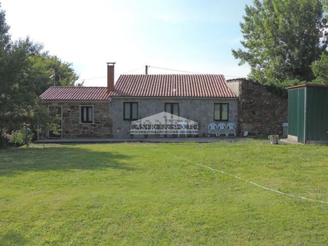 Casa en venta en Melide, O Coto