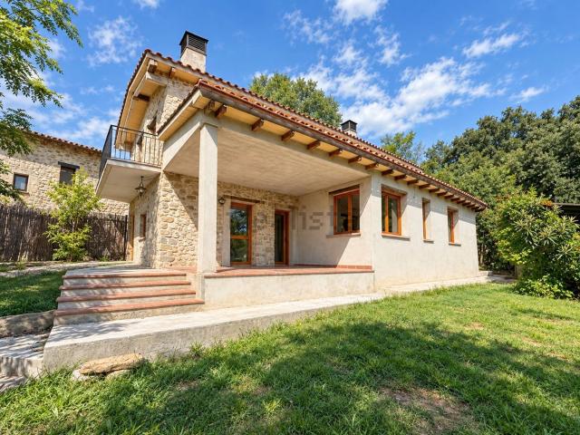 Casa en venta en Garrotxa, Catalunya