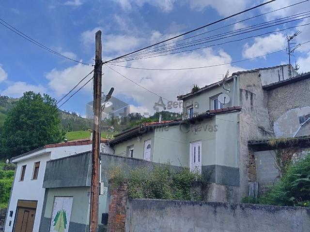 Casa en venta en Mieres, El Carrilón (La Rebollá)
