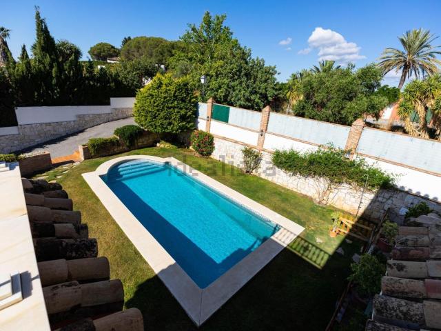 Casa en venta en Media Legua, Costa del Sol Occidental