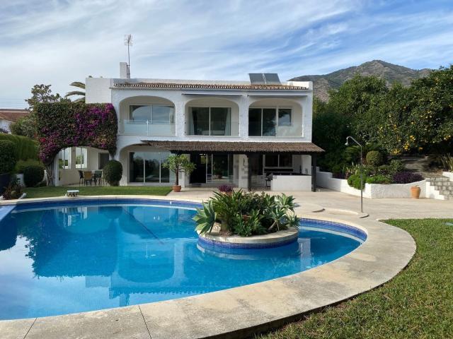 Casa en venta en Doña Pilar, Costa del Sol Occidental
