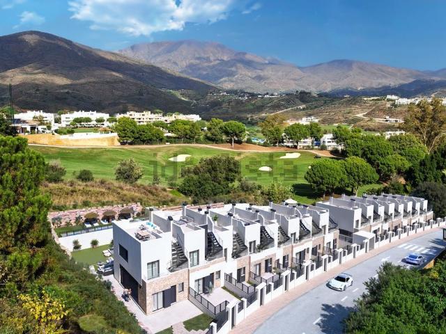 Casa en venta en Terrazas del Golf, Costa del Sol Occidental