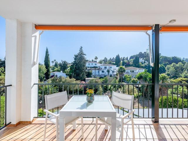 Casa en alquiler en Chaparral, Mijas