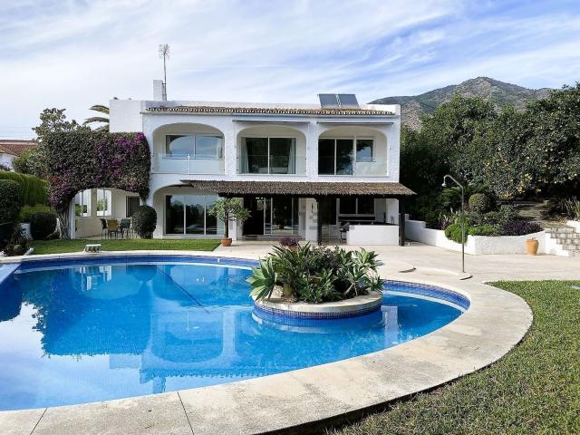 Casa en venta en Doña Pilar, Costa del Sol Occidental