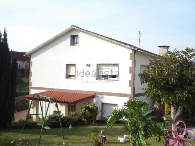 Casa en venta en A Moureira, Moaña