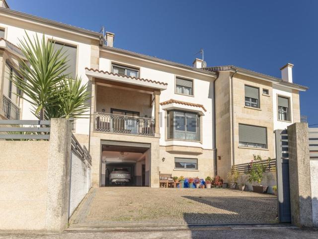Casa en venta en Tirán, O Morrazo