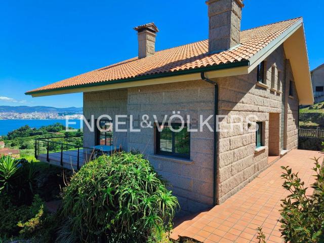Casa en venta en Tirán, O Morrazo