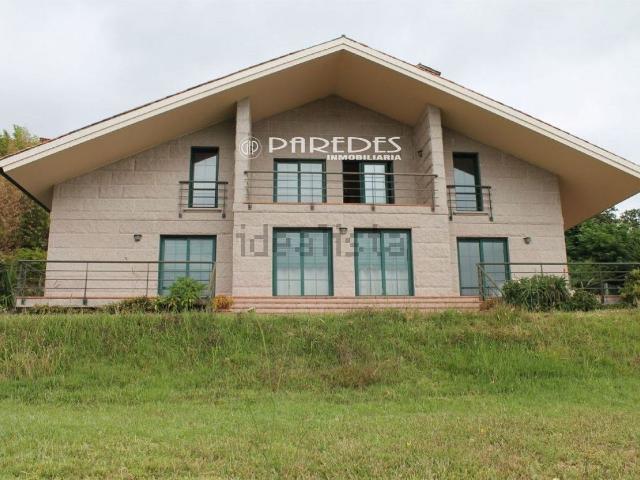 Casa en venta en Abelendo, O Morrazo