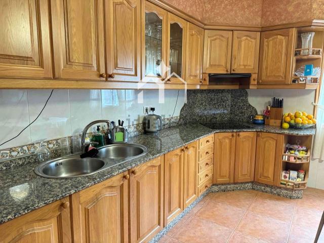 Casa en venta en A Moureira, O Morrazo
