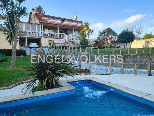 Casa en venta en Tirán, O Morrazo