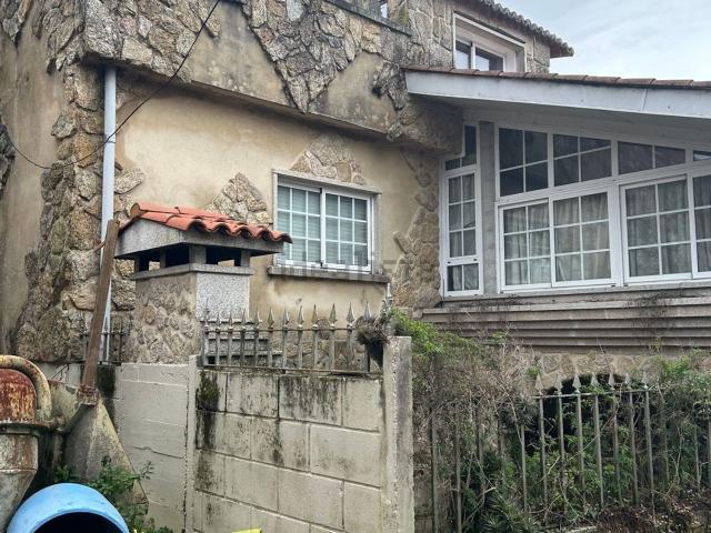 Casa en venta en O Pombal, Moaña