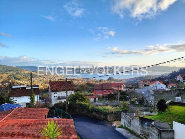 Casa en venta en Broullón, O Morrazo