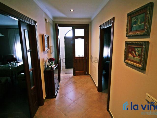 Casa en venta en Antequera, Andalucía