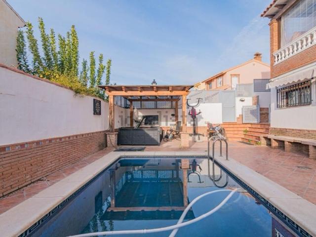 Casa en venta en Barrio de la Vega, Monachil