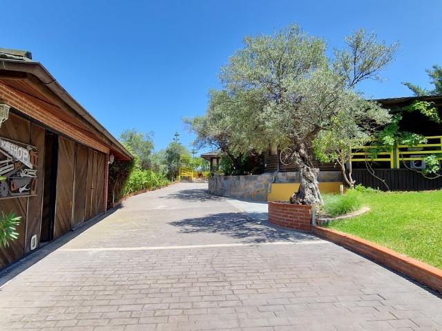 Casa en venta en Monda, Málaga