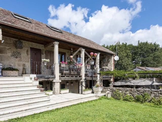 Casa en venta en Mondariz