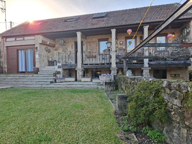 Casa en venta en Lougares, O Condado