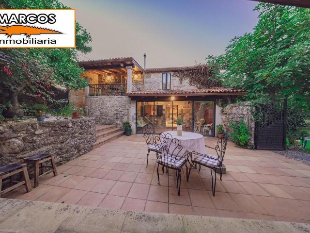 Casa en venta en O Condado, Galicia