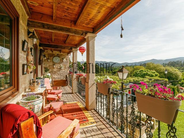 Casa en venta en Mondariz